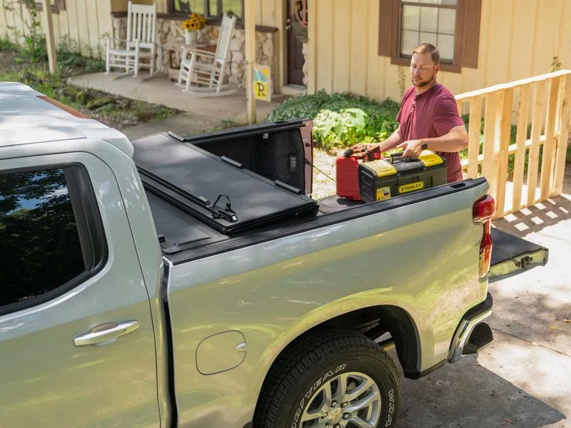 BAKFlip MX4 Truck Bed Cover 2014-2018 Chevrolet Silverado/GMC Sierra 1500