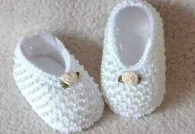 Crochet baby girl booties