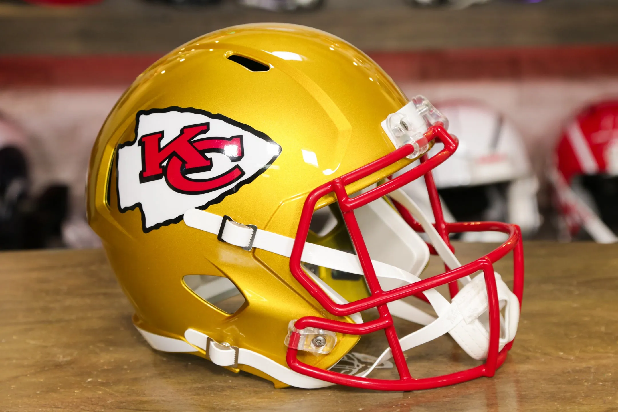 Kansas City Chiefs Riddell Speed Authentic Helmet - Flash