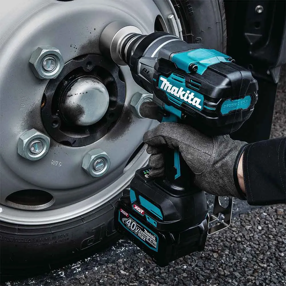 Makita GWT01D 40V MAX XGT 3/4" Sq. Brushless Cordless Drive Impact Wrench Kit