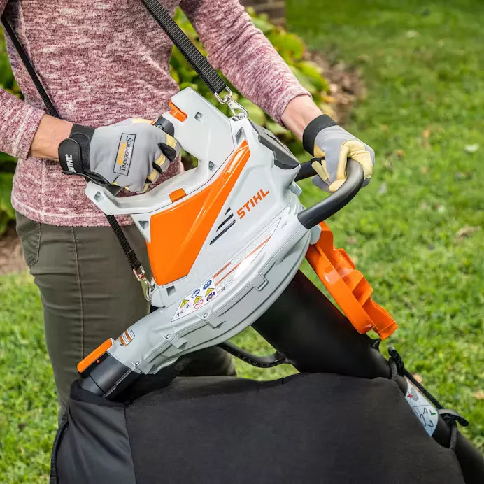 Stihl | SHA 56 Battery-Powered Shredder Vac | w/ AL 101 and AK 20 (SA02 200 0011)